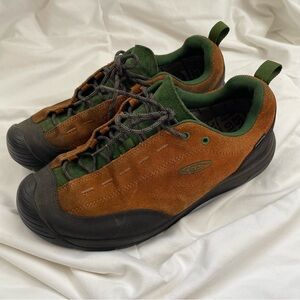 KEEN Brown and Green Mountain Biking / Hiking Shoes